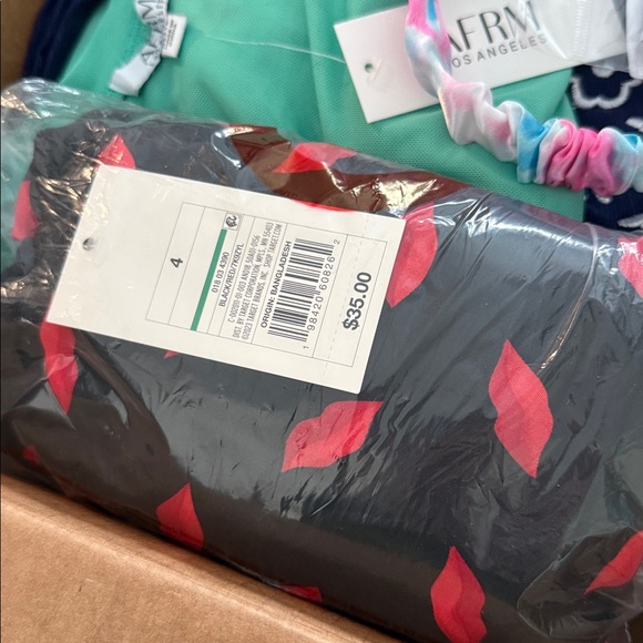 AFRM, Cabi, Etc X Small Box New with Tags - Picture 3 of 8